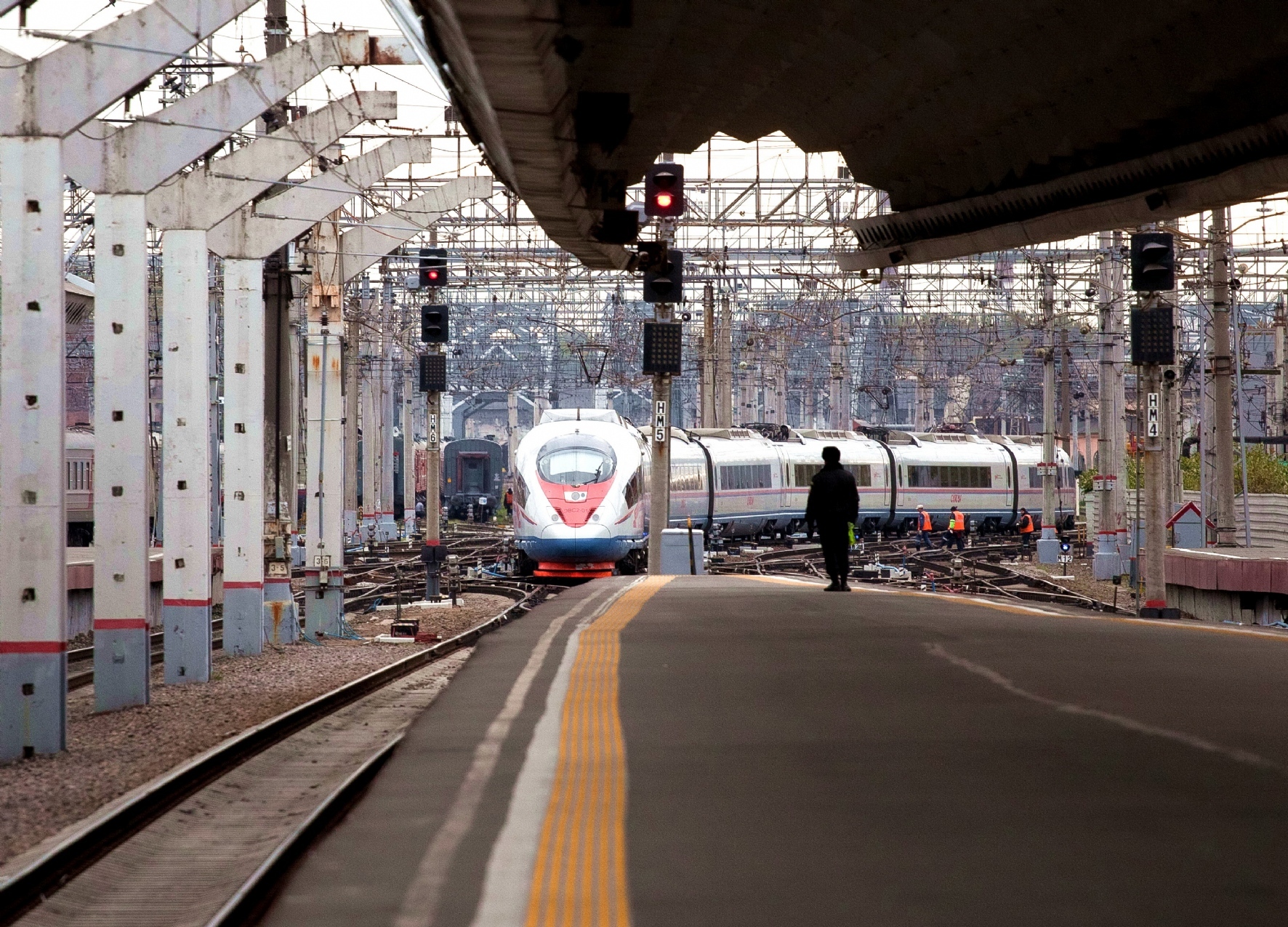 Дело не в пассажирах: зачем Петербургу новая железная дорога до Москвы — РБК