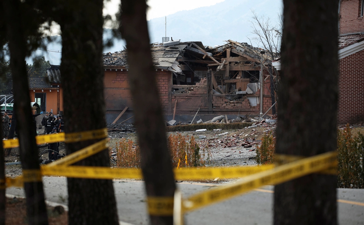 Kim Hong-Ji / Reuters