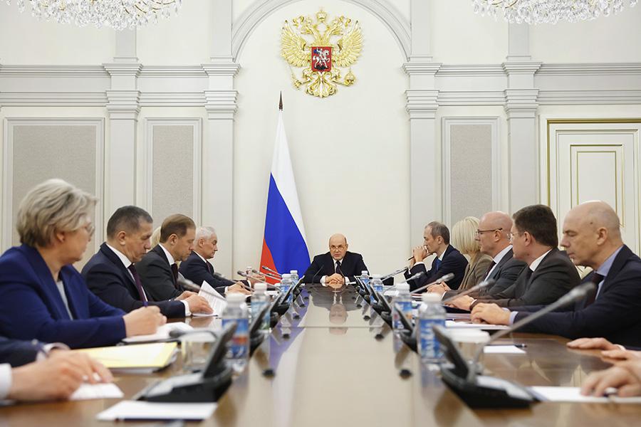 Михаил Мишустин проводит совещание с вице-премьерами в Москве, 22 января 2024 года