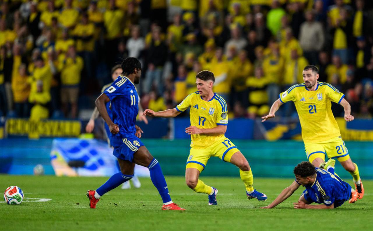 Сборная Швеции одержала уверенную победу над Украиной