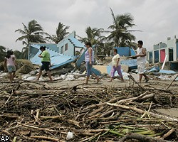 Подсчитано число жертв урагана "Дин" 