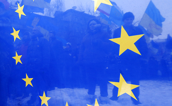 Митинг в&nbsp;поддержку ассоциации Украины и&nbsp;ЕС в&nbsp;Киеве, декабрь 2013 года

