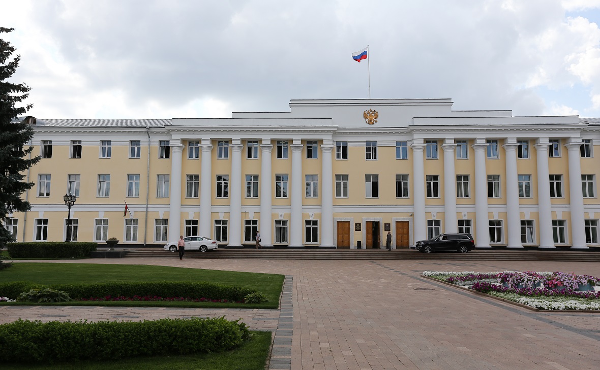 Правительство нижегородской. Нижний Новгород правительство Нижегородской области. Здание правительства Нижегородской области. Администрация Нижегородской области. Администрация Нижнего Новгорода.