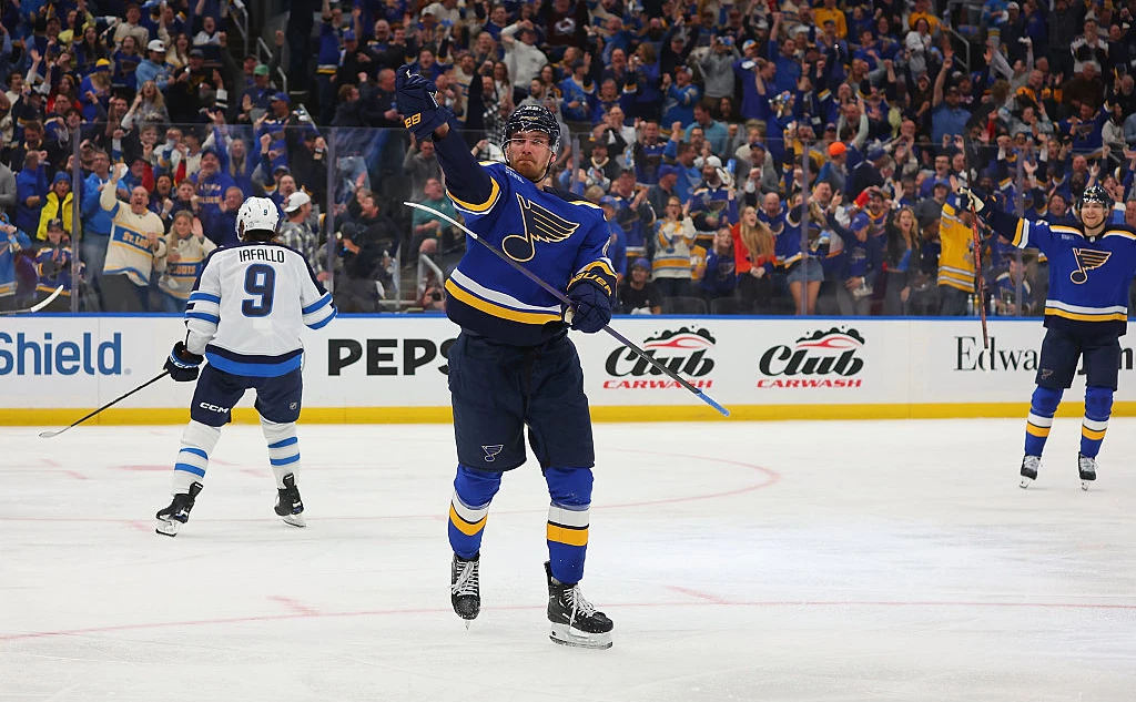 Dilip Vishwanat / Getty Images