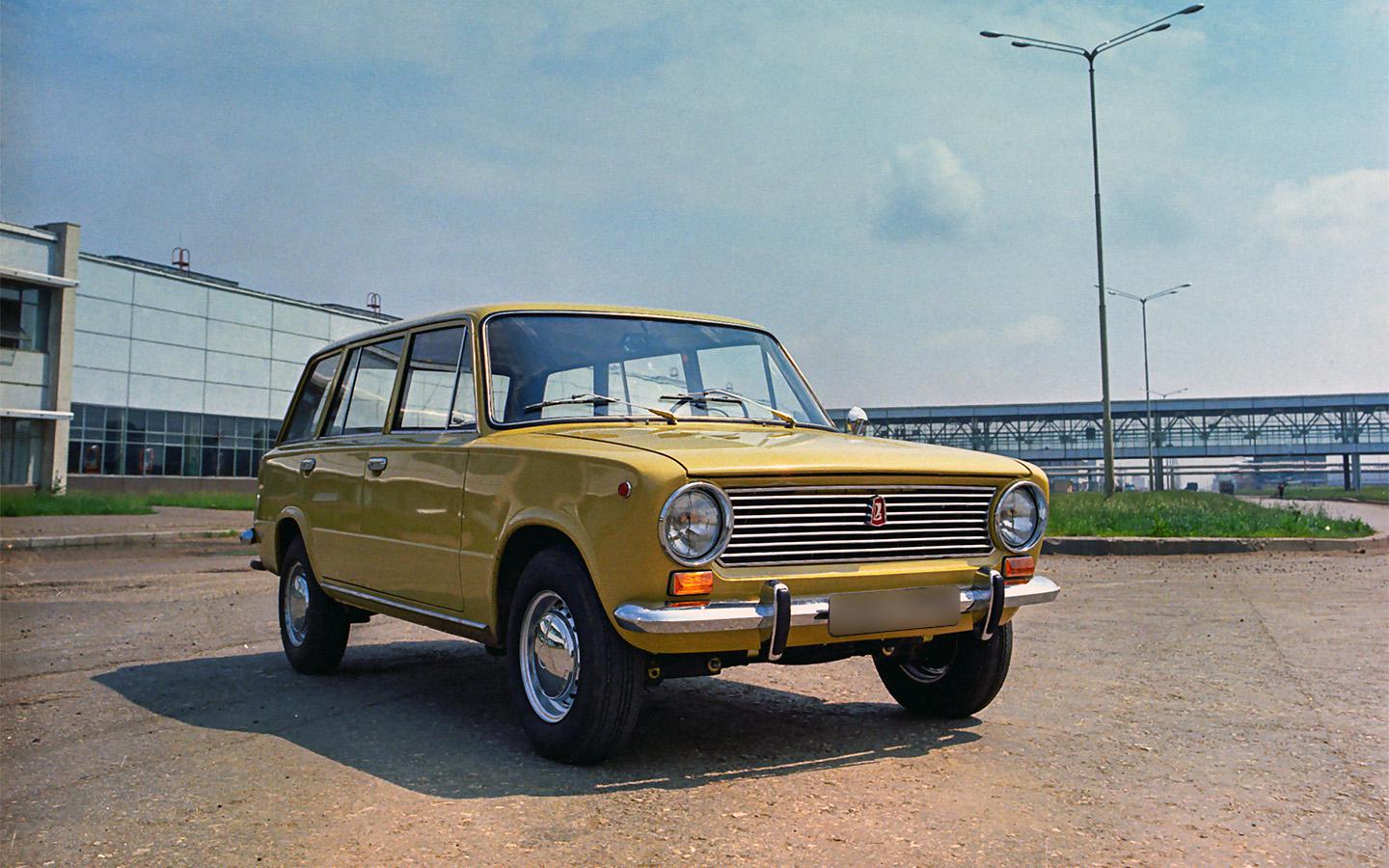 Lada 2102