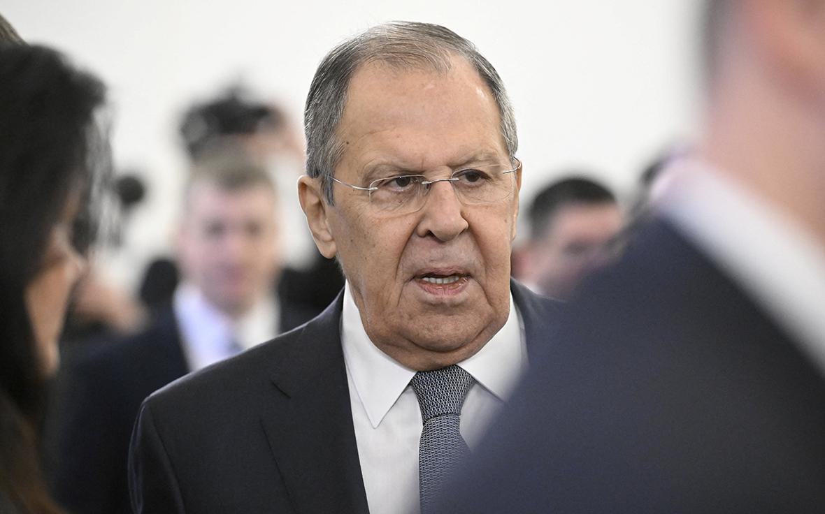 Лавров прибыл в Каир на форум партнерства Россия — Африка