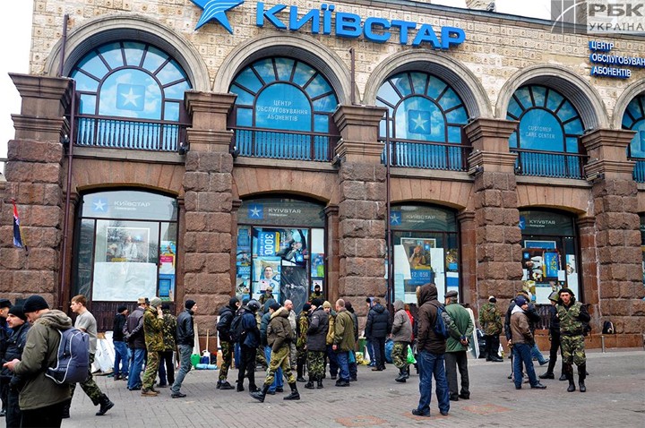 Новый порядок: Что происходит в революционном Киеве
