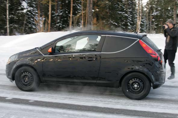 Первые фото новой Opel Corsa!