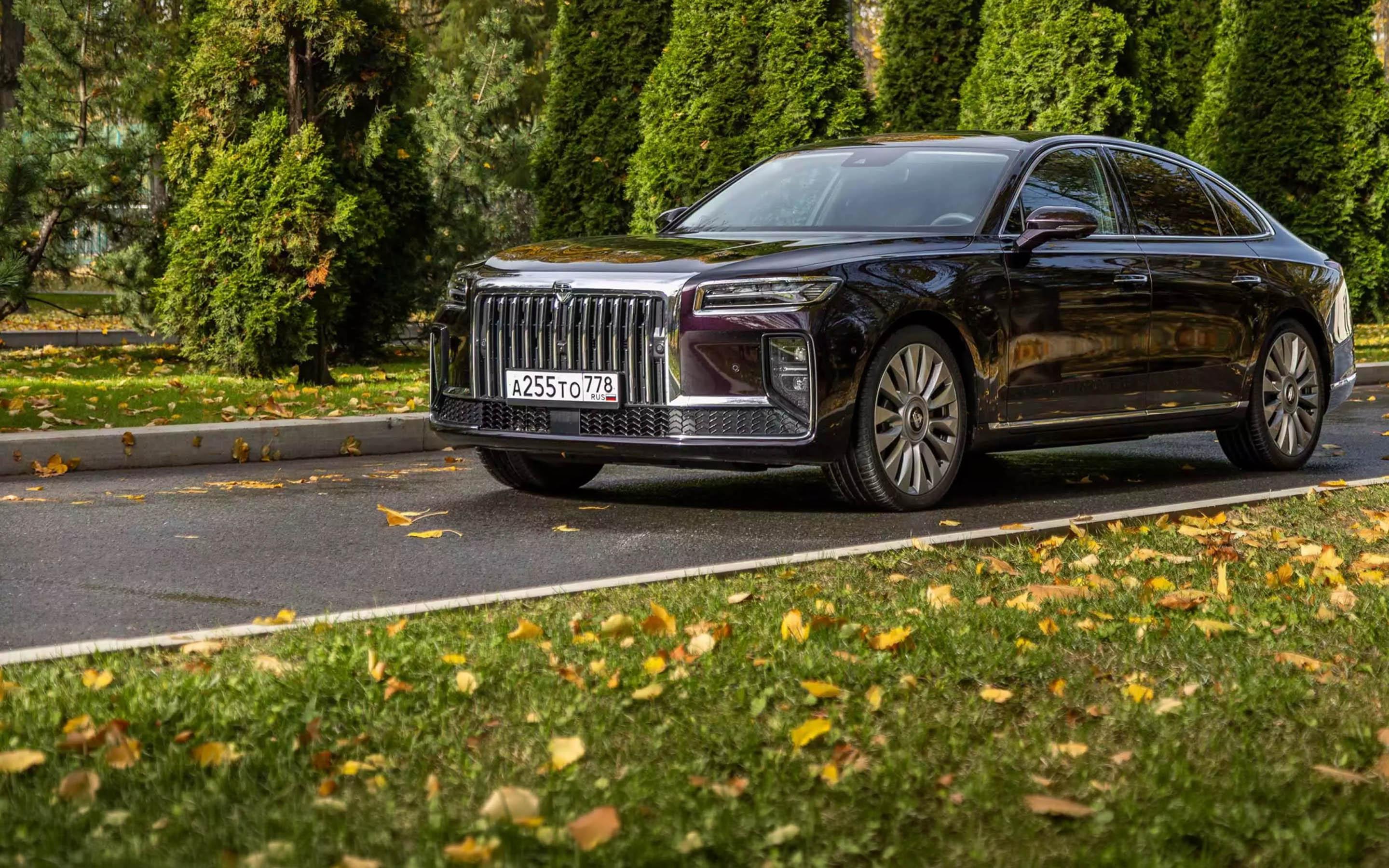 Уже не Hongqi, но еще не Aurus. Первый тест российского седана Senat 900