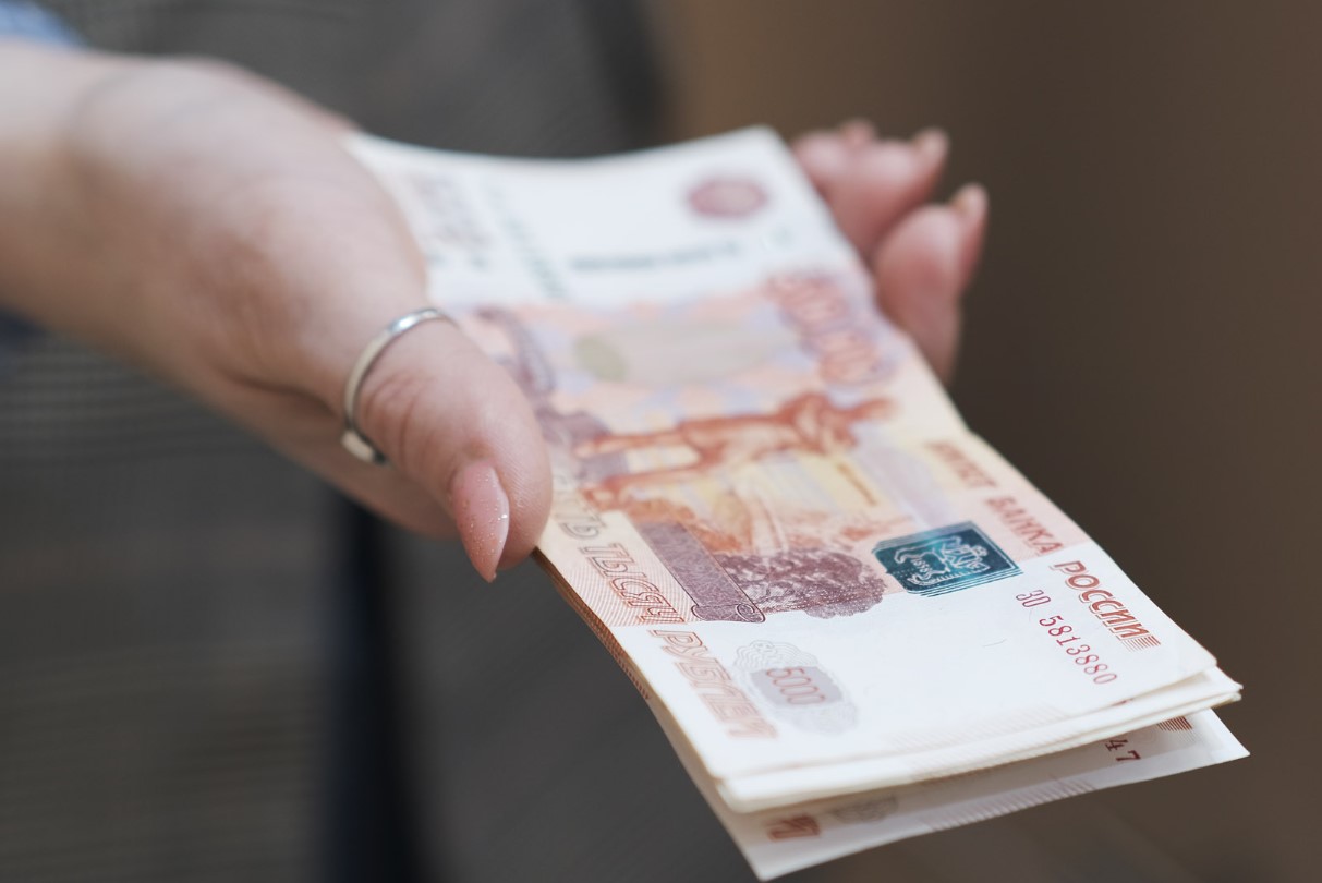 Максимальная сумма поручительства в рамках одной сделки составляет 25 000 000 рублей