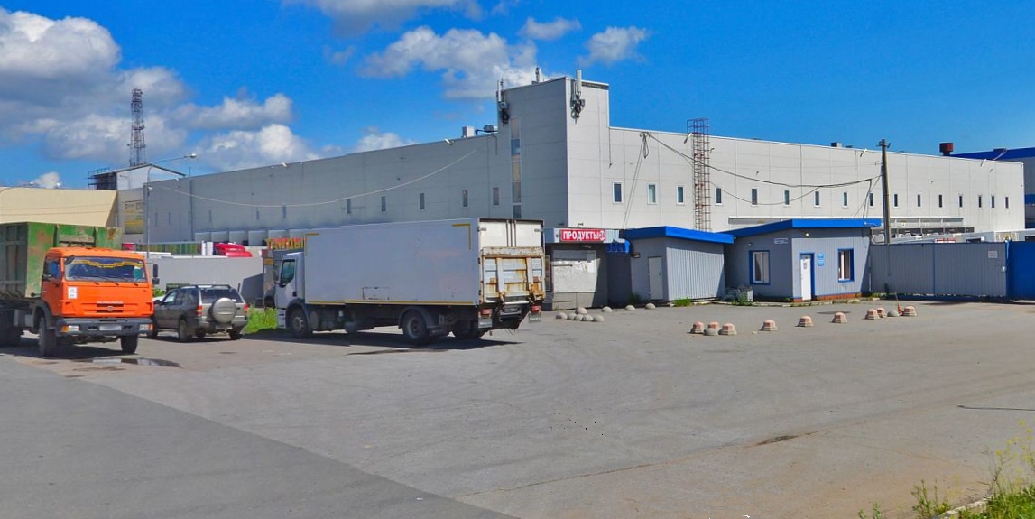 Здание бывшего склада &laquo;Интерторга&raquo; в Шушарах