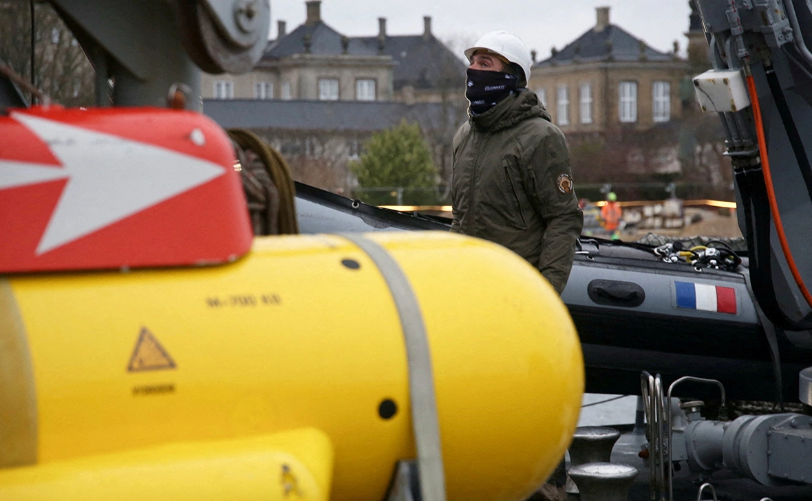 Tom Little / Reuters