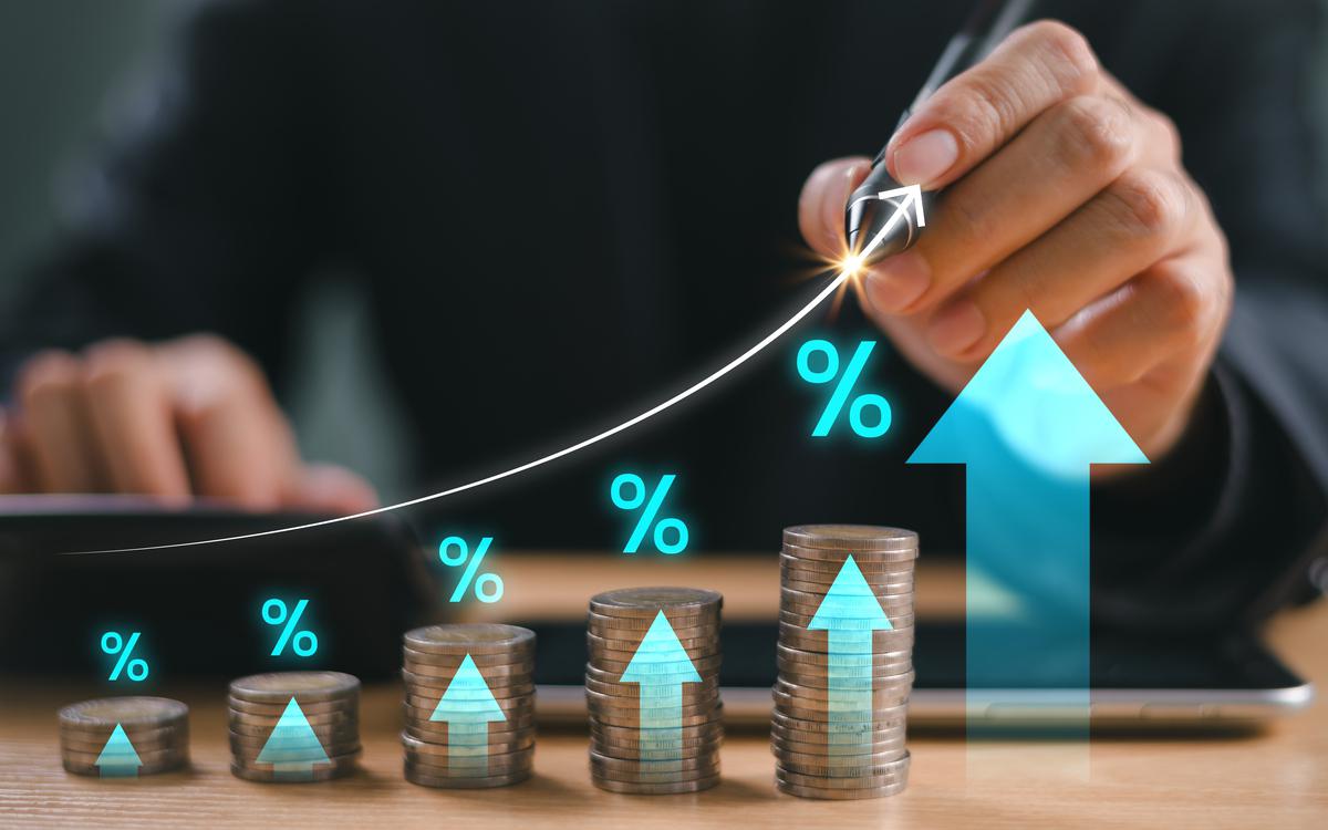 «РБК Инвестиции» совместно с экспертами выяснили, в каких облигациях осталась возможность получить доходность выше ключевой ставки