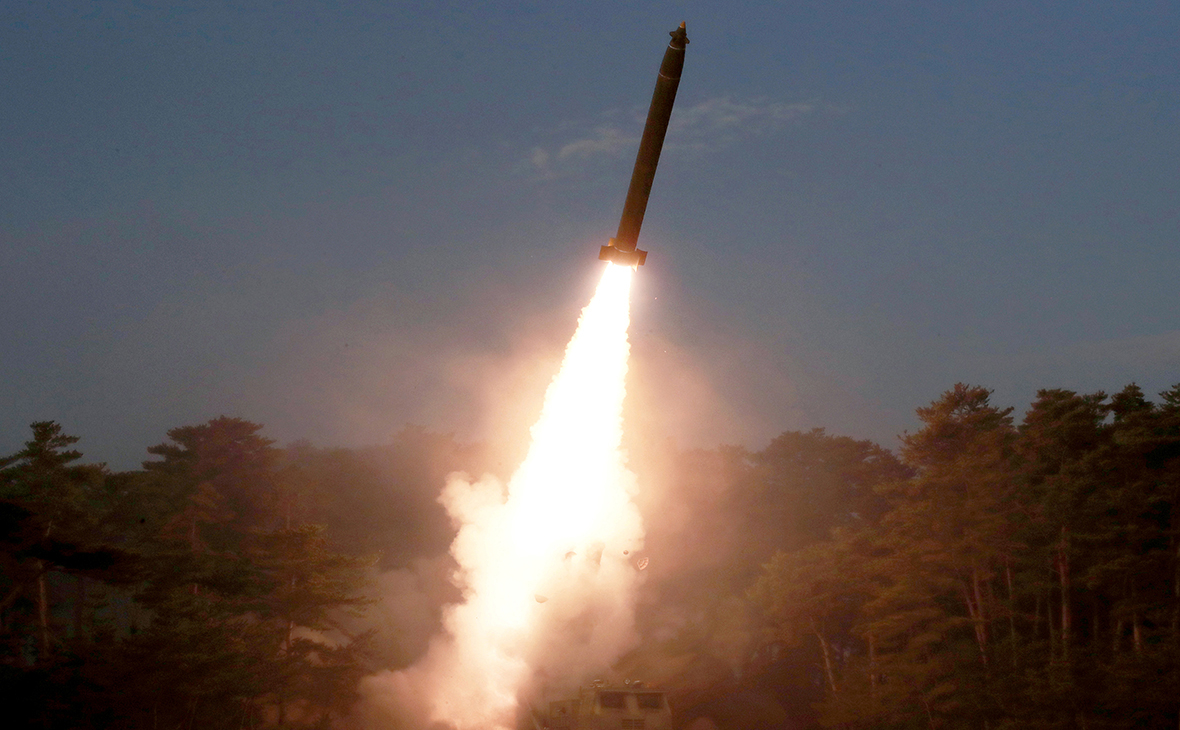 Северная Корея запустила вторую ракету за два дня
