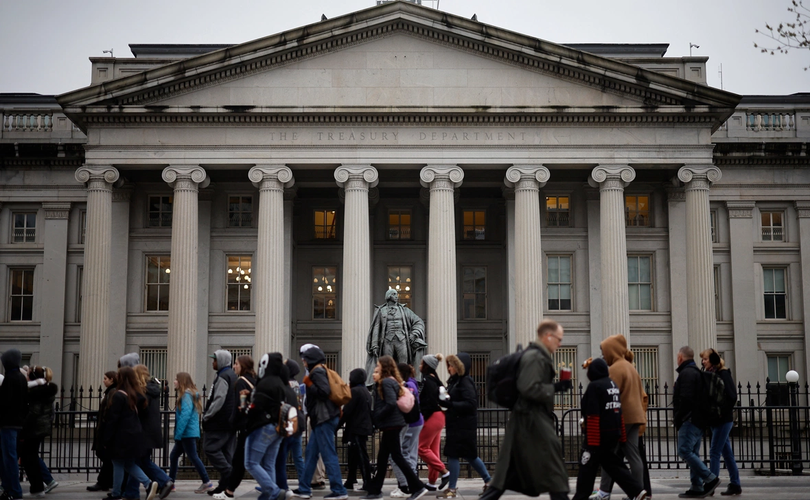 Chip Somodevilla / Getty Images