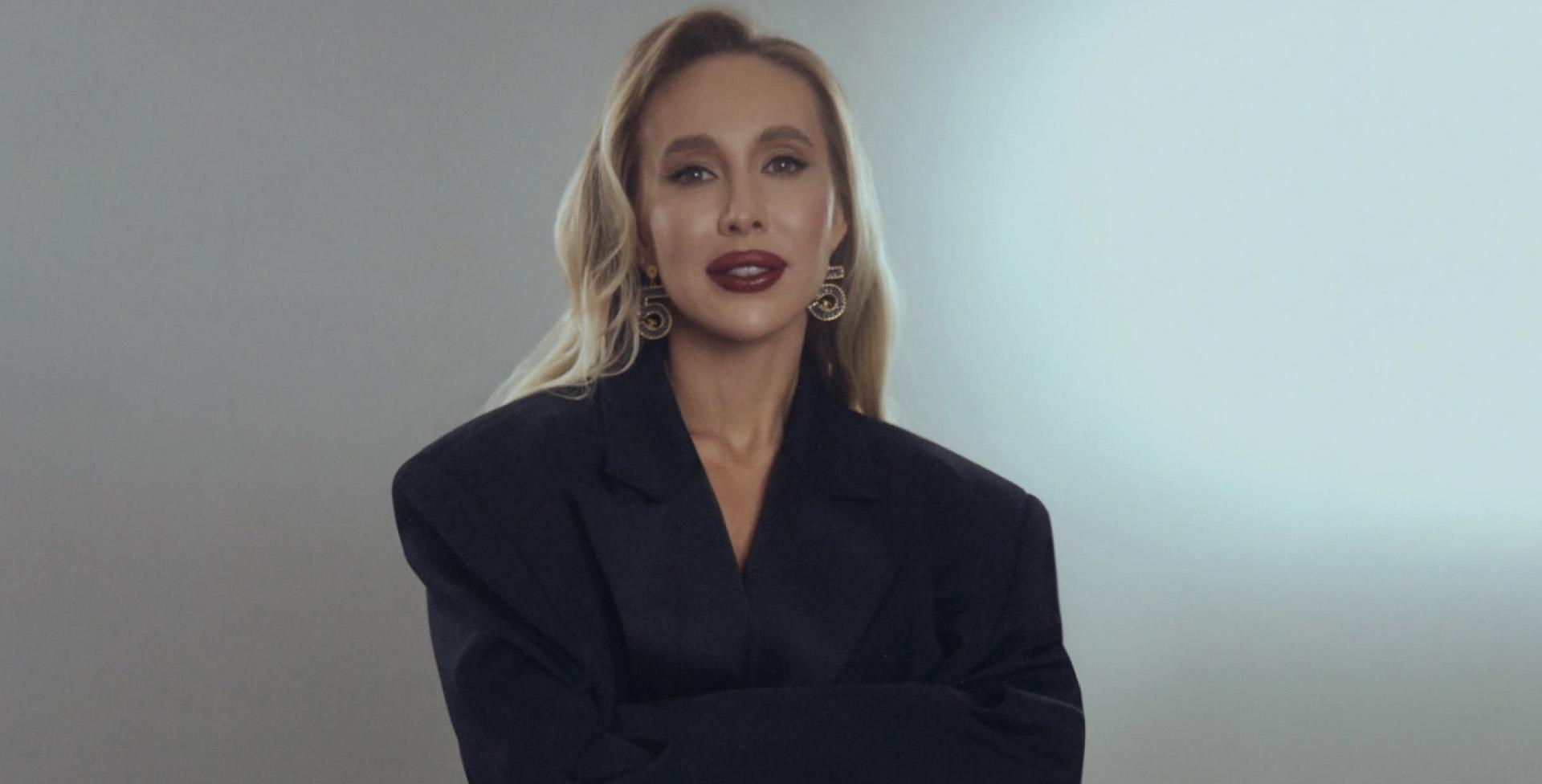 Алина Камалова, Nude Story