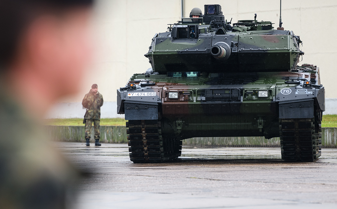 Великобритания вслед за Польшей объявила о планах передать Украине танки