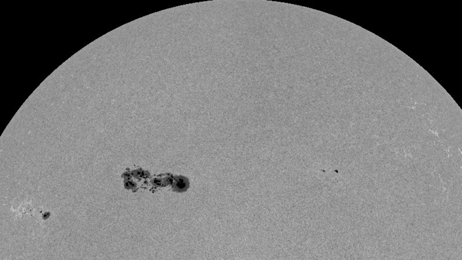 Крупные солнечные вспышки на Солнце в направлении Земли