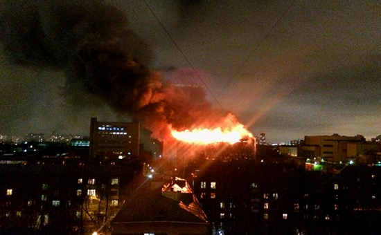 Возгорание на складе на территории Тушинского машиностроительного завода