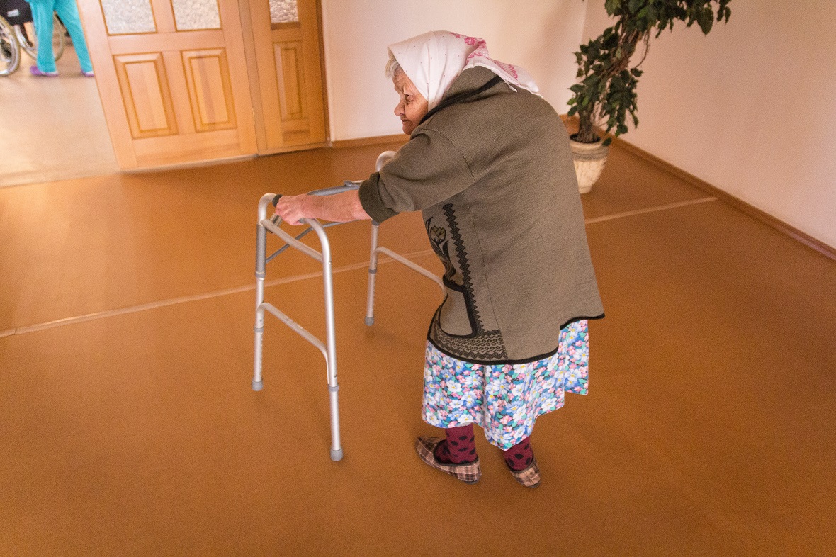 МЧС России выступило с инициативой ужесточить ответственность за работу нелегальных домов престарелых