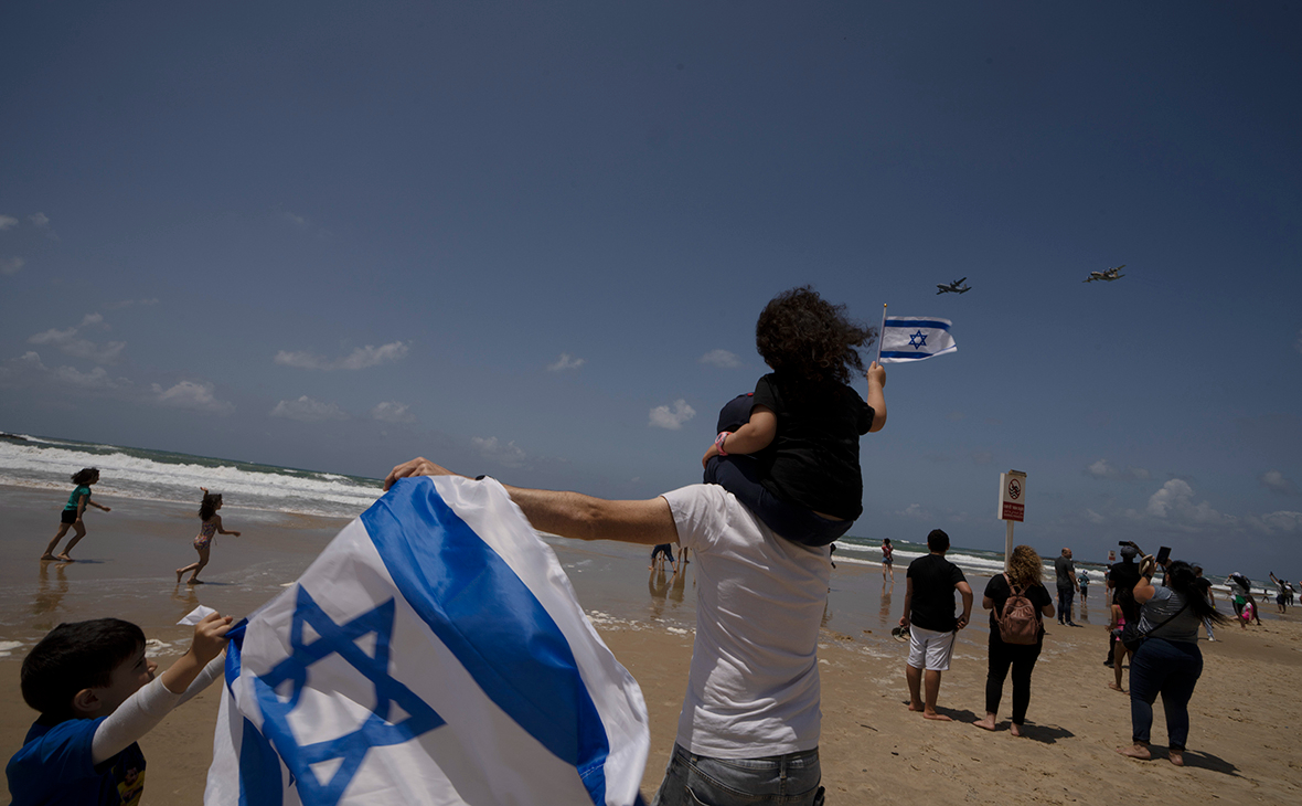 Празднование&nbsp;дня независимости Израиля в&nbsp;Тель-Авиве