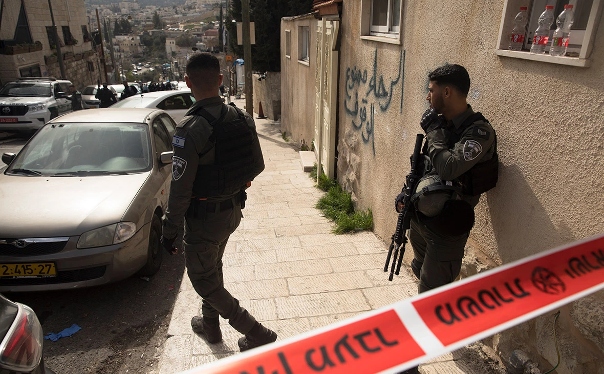 Amir Levy / Getty Images