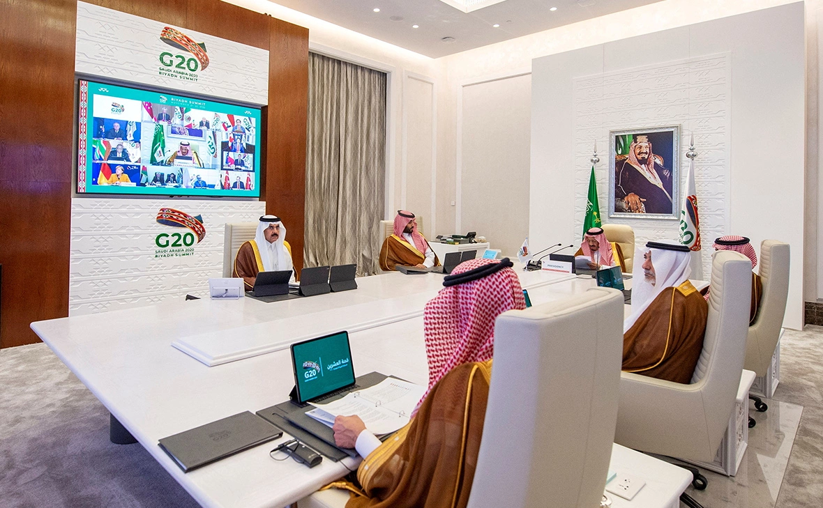 Bandar Algaloud / Courtesy of Saudi Royal Court / Reuters