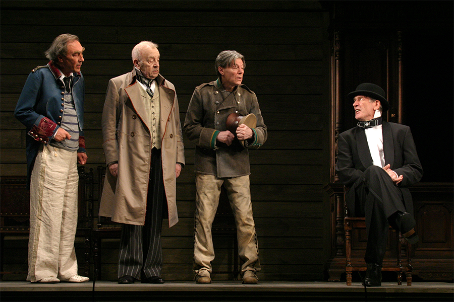 Олег Янковский, Леонид Броневой, Александр Збруев и Александр Абдулов (слева направо) в спектакле «Женитьба». 2009 год