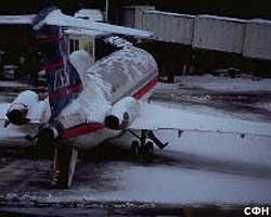 Снегопад привел к закрытию аэропортов