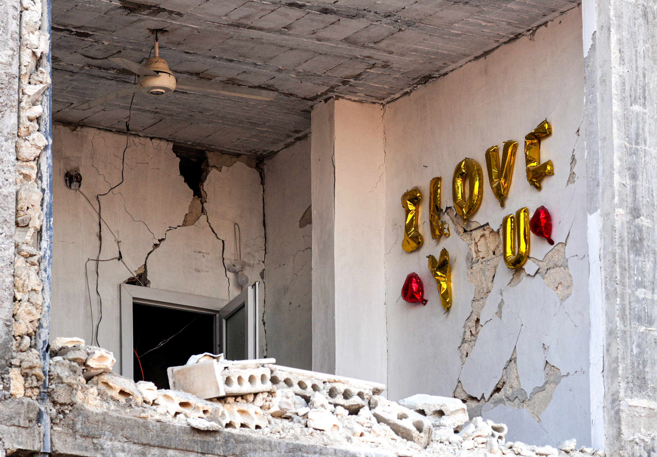 Поврежденный дом в сирийском городе Джандарис, 9 февраля 2023 года