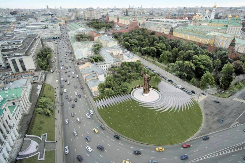 Вид на памятник князю Владимиру на Боровицкой площади (макет)


