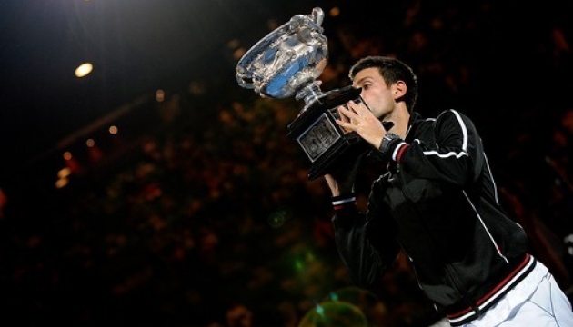 Джокович выиграл в Австралии пятый "Шлем" в карьере
