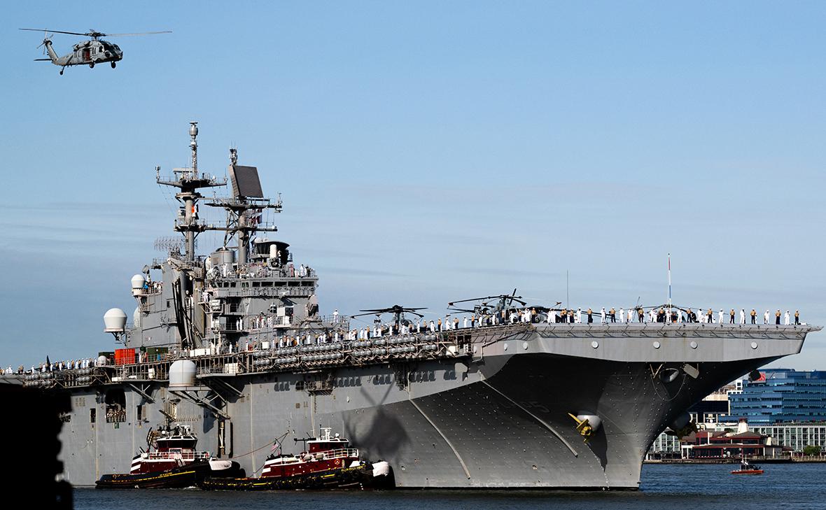 Десантный корабль&nbsp;USS Bataan