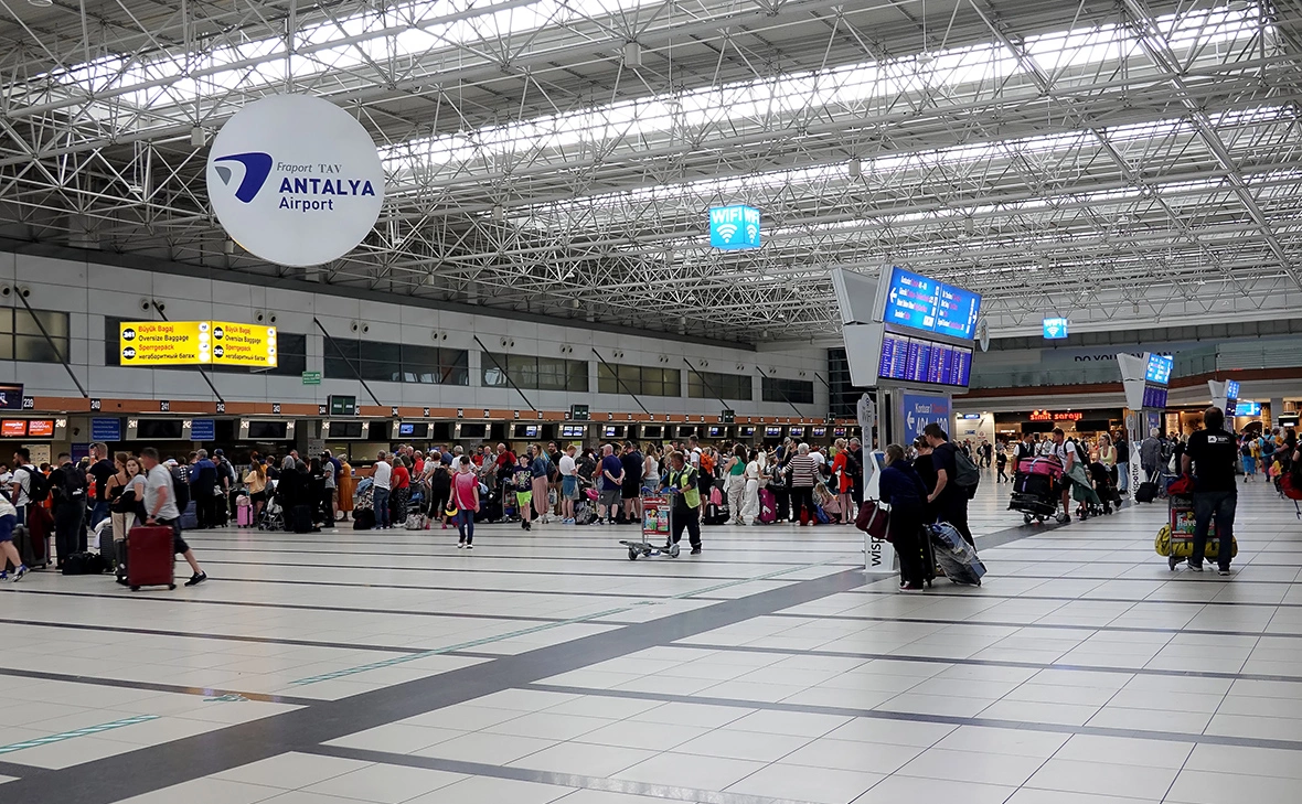 dymaxfoto / Shutterstock