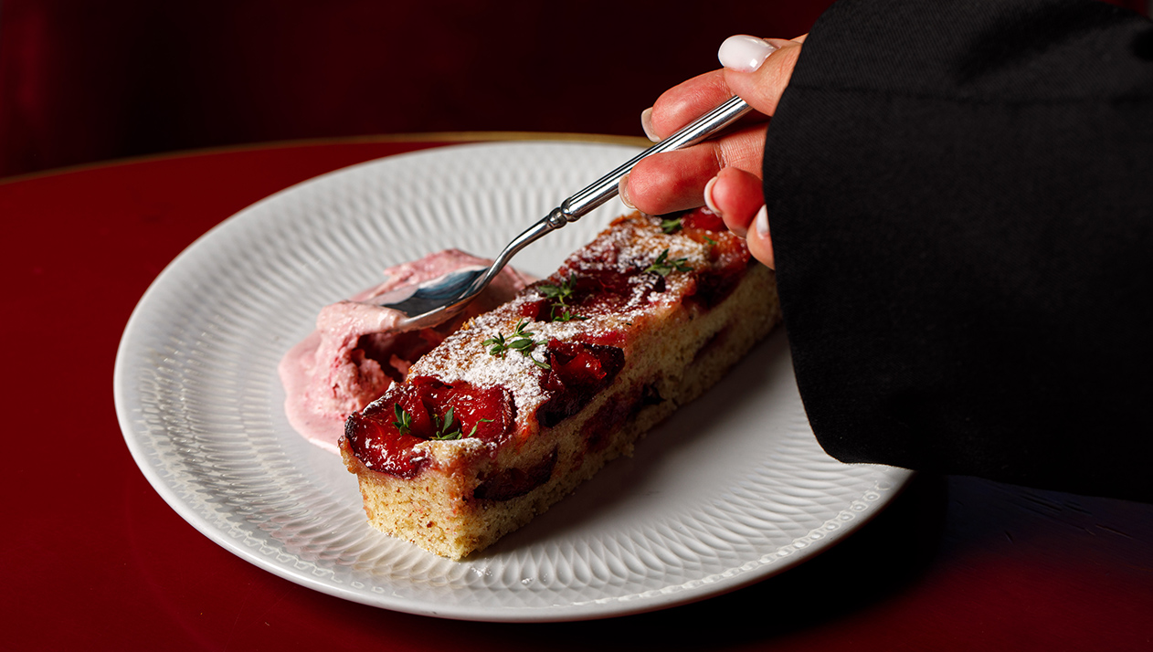 Топ бранчей на выходные: гриль, десертные сеты и безлимитное игристое