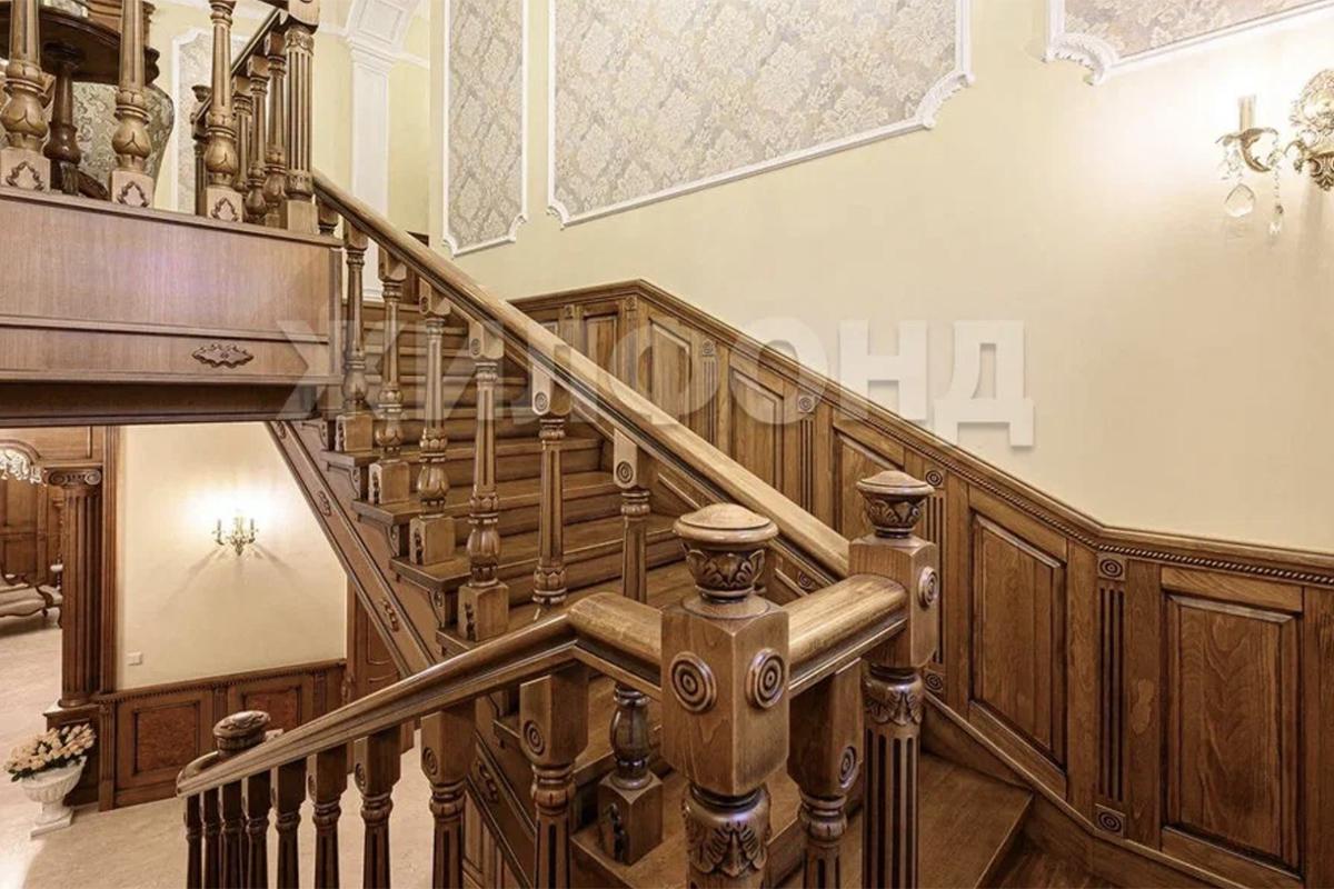 Как выглядят самые дорогие продающиеся в мегаполисах России дома