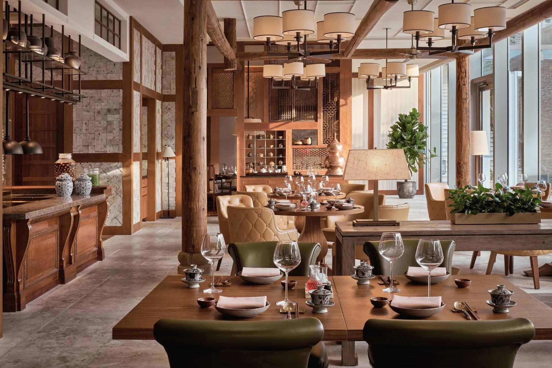 Ресторан&nbsp;Lingnan House на пятом этаже отеля Rosewood Guangzhou