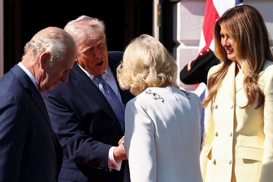 Kevin Lamarque / Reuters