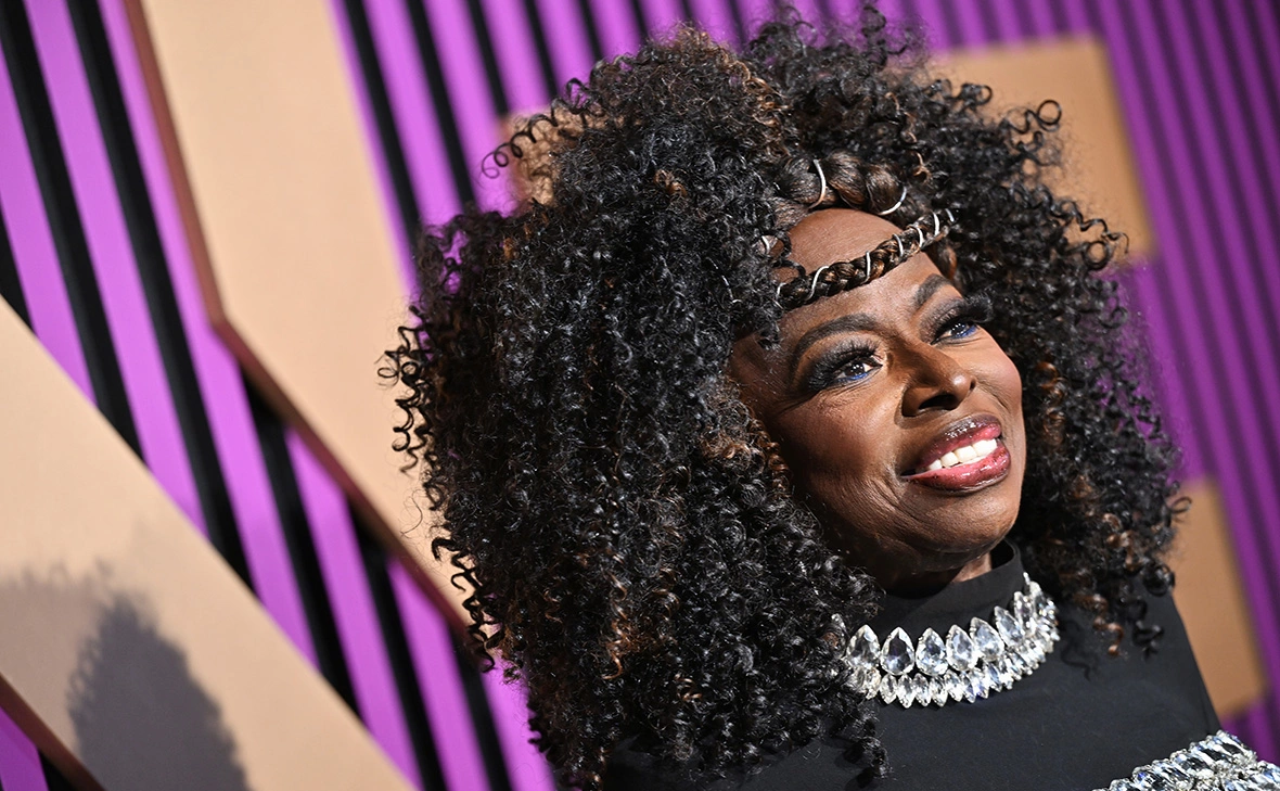 Paras Griffin / Getty Images