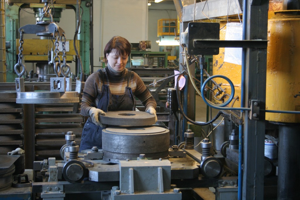 В Волгоградской области модернизируется старейший металлургический завод