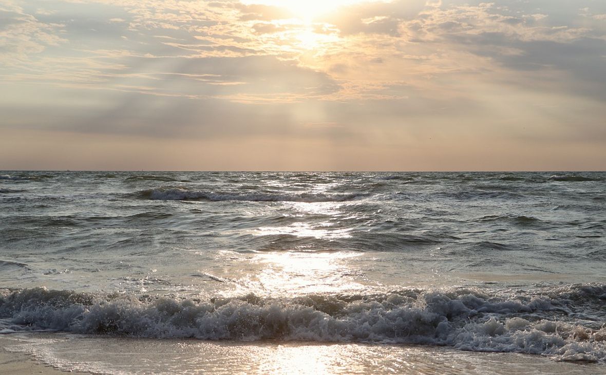 На Азовском побережье Кубани прогнозируют сильный ветер и подъем воды