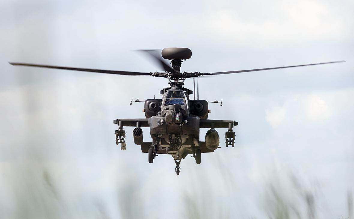 Минобороны Британии опровергло поставку Украине ударных вертолетов Apache"/>













