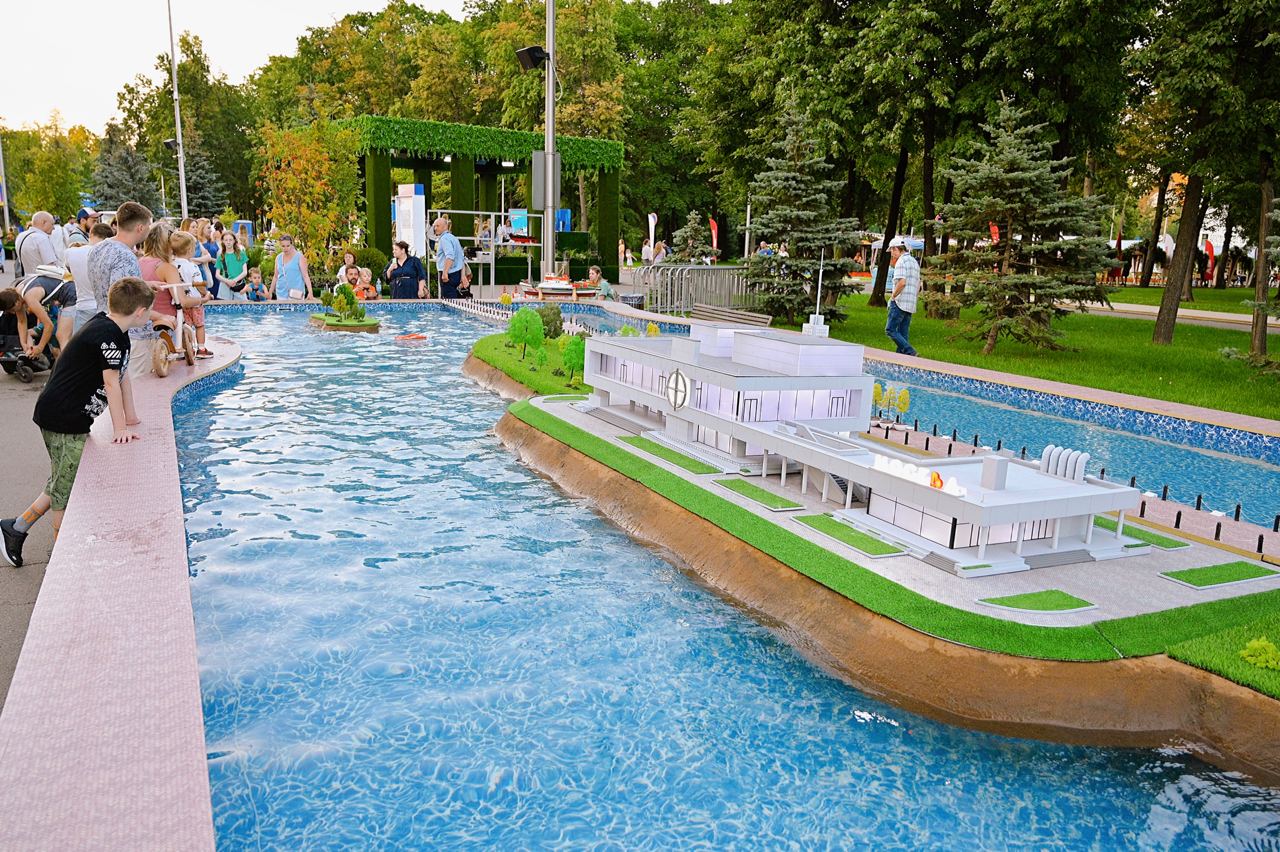 Макеты объектов реставрации на МУФ