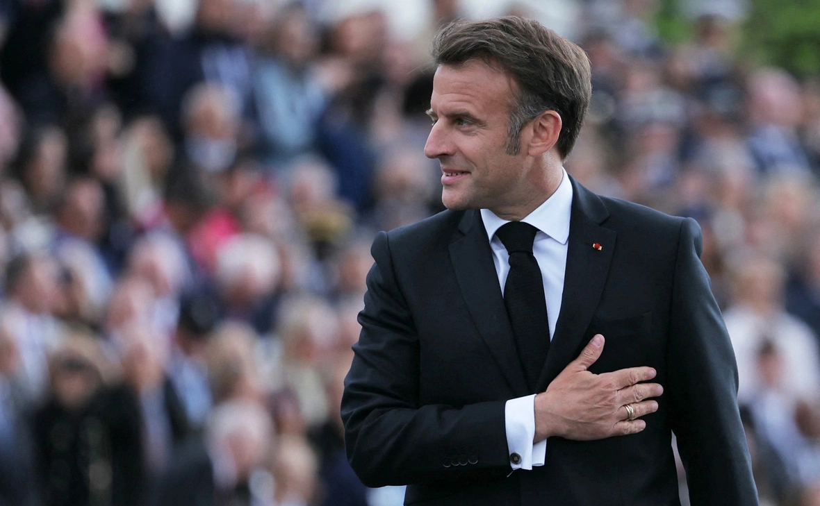 Thomas Samson / Reuters