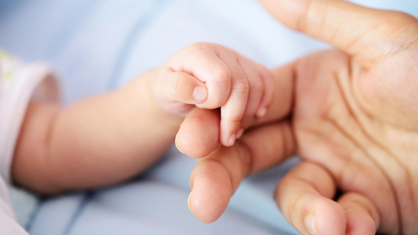 Названы редкие имена новорожденных в России с начала года. Это интересно