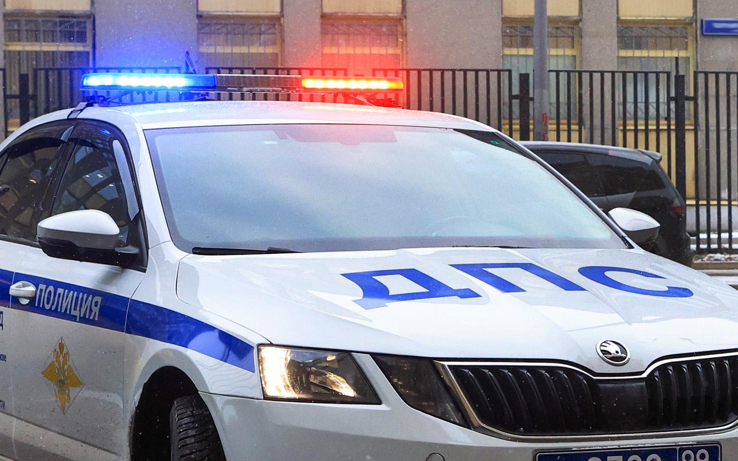 ГАИ против фуры на встречке. Эксперты объяснили, кто прав