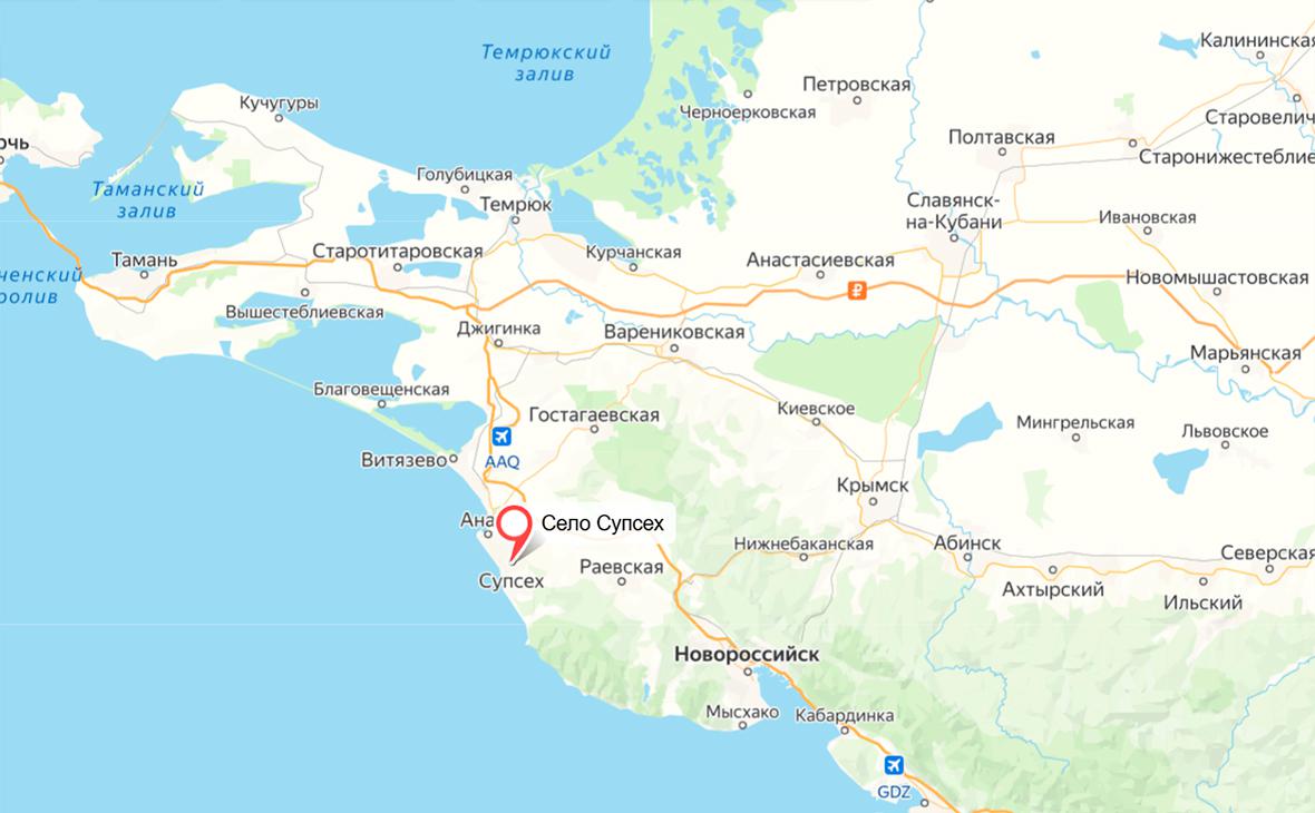 В Анапе обломки беспилотника подожгли трехэтажный частный дом