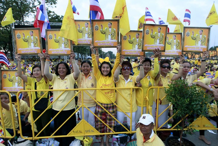 В Таиланде празднуют юбилей короля