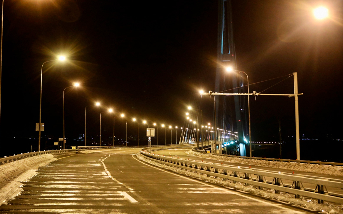 Власти пообещали открыть мост на остров Русский в течение пяти дней
