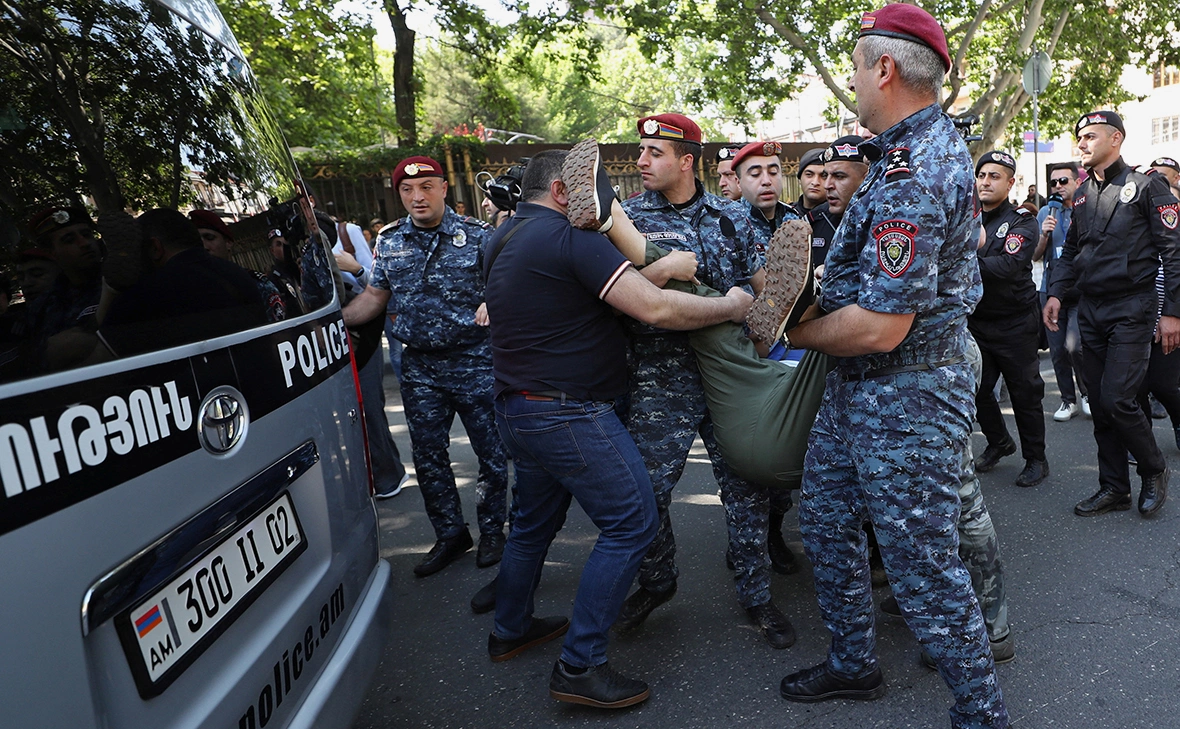 Hayk Baghdasaryan / Photolure / Reuters